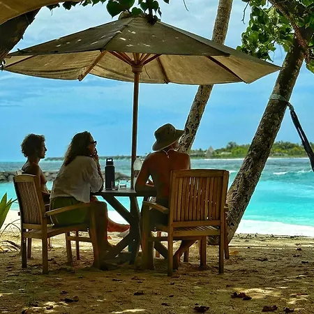 Azaya Beach Maldives Thulusdhoo